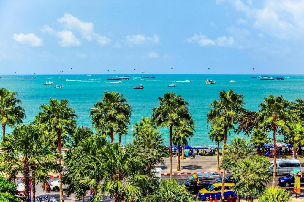 Siam Platinum Pattaya Hotel Buitenkant foto