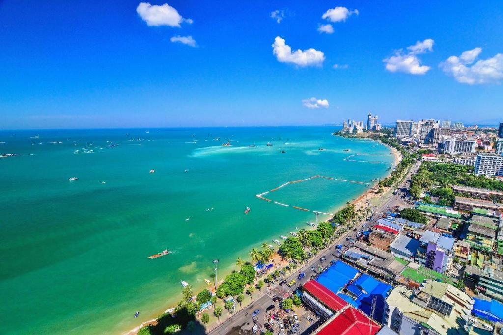 Siam Platinum Pattaya Hotel Buitenkant foto