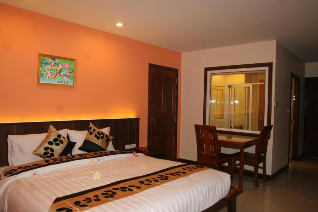 Siam Platinum Pattaya Hotel Buitenkant foto
