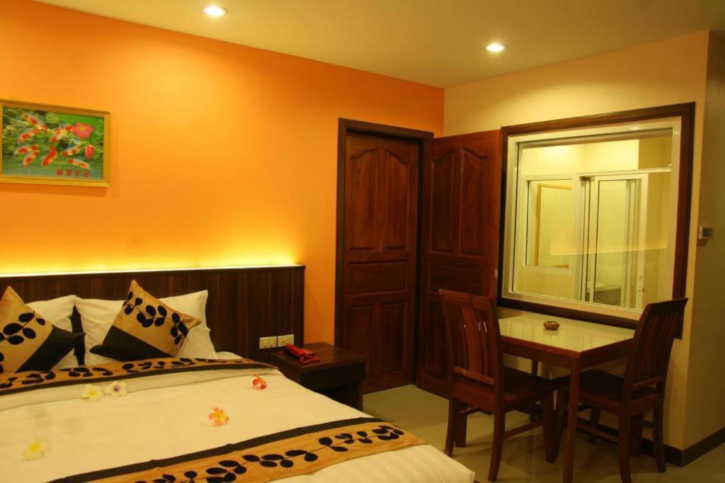 Siam Platinum Pattaya Hotel Buitenkant foto